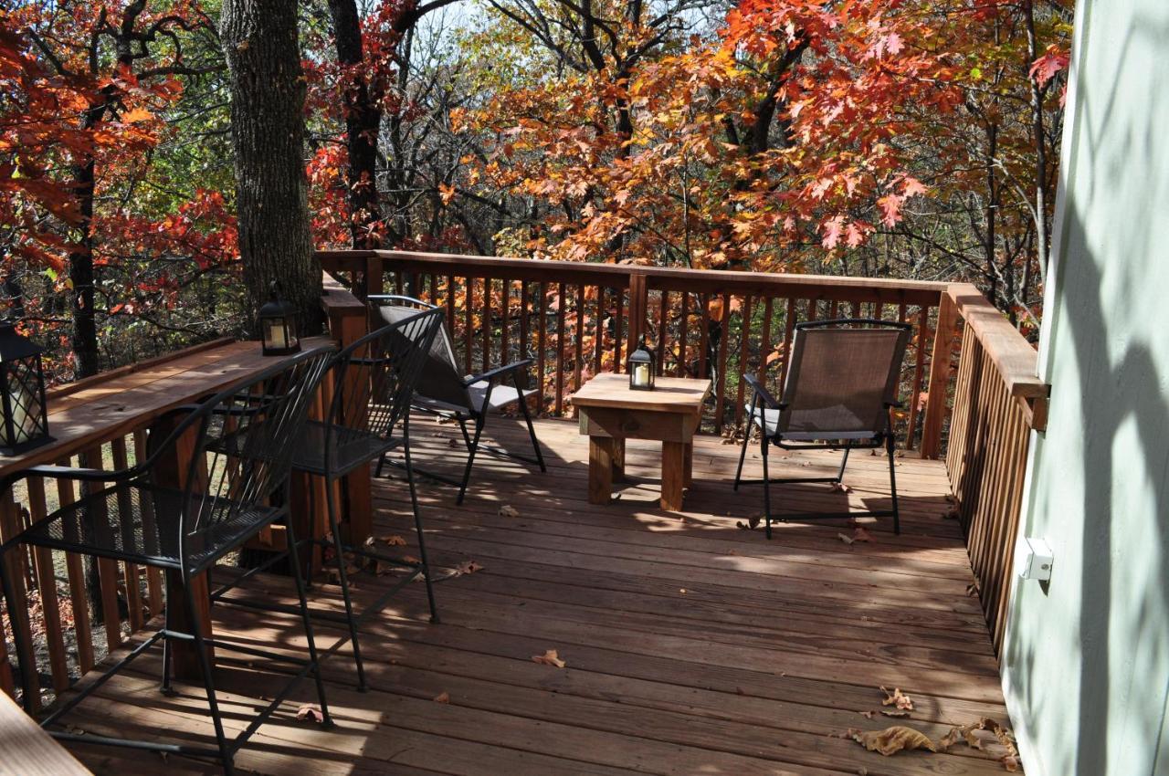 Вилла Seven Oaks - Treehouse With Deck Ленекса Экстерьер фото